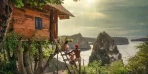 Tree-house-nusa-penida-300x200