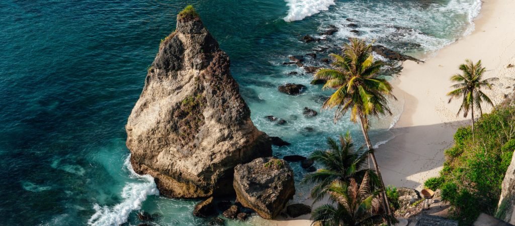 The beautiful Diamond Beach in Penida Island, Bali, Indonesia
